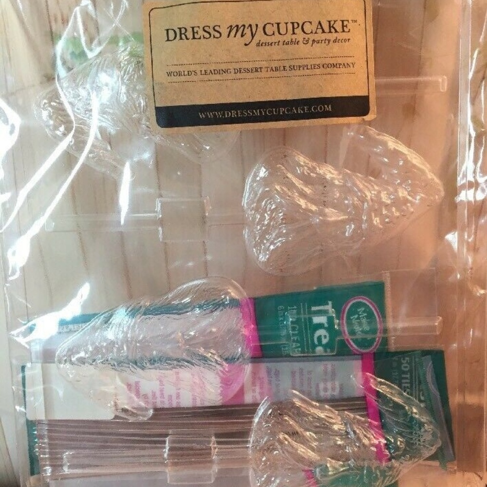 Dress my Cupcake Old World Santa Mold Chocolate Lollipop Kit